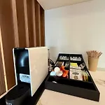 Eurovea Tower, 27th Floor Apartment, Free Parking * ברטיסלאבה