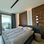 Eurovea Tower, 27th Floor Apartment, Free Parking