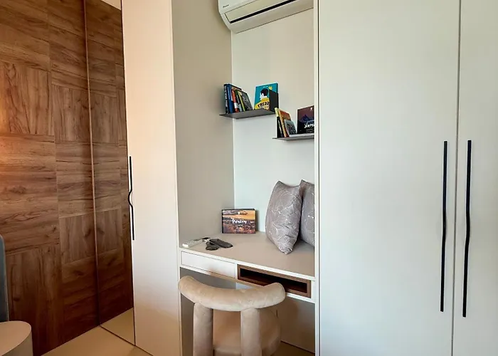 Eurovea Tower, 27th Floor Apartment, Free Parking 布拉迪斯拉发