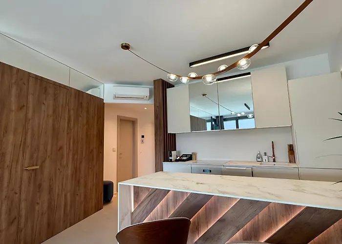 Eurovea Tower, 27th Floor Apartment, Free Parking * Bratislava