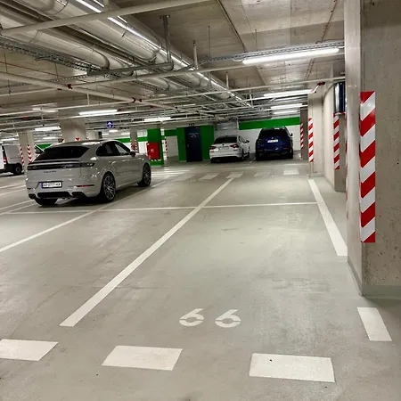 Lejlighed Eurovea Tower, 27th Floor Apartment, Free Parking Bratislava