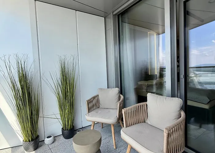 Eurovea Tower, 27th Floor Apartment, Free Parking Apartmán