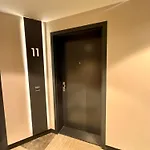 Eurovea Tower, 27th Floor Apartment, Free Parking * ブラチスラヴァ