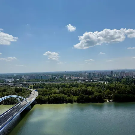 Appartamento Eurovea Tower, 27th Floor Apartment, Free Parking *